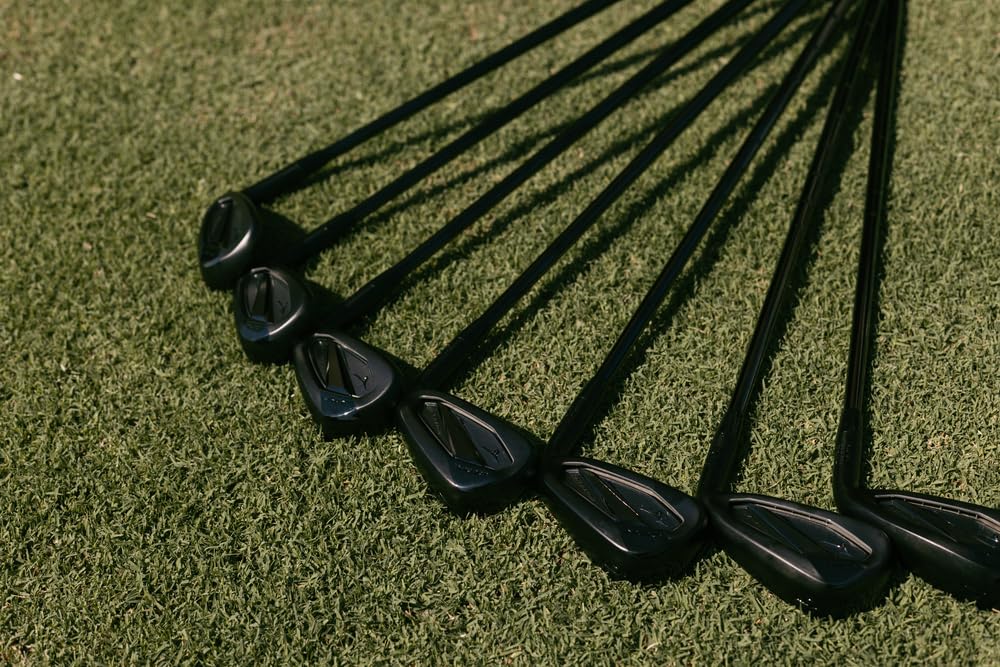 Mizuno JPX925 Hot Metal Golf Iron Set